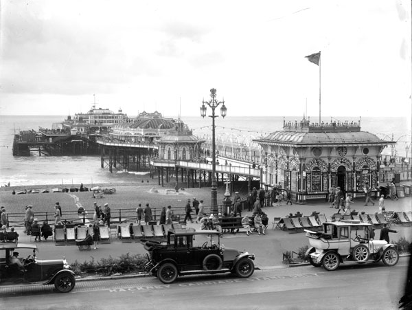 1929-the-completed-west-pier-hi-res