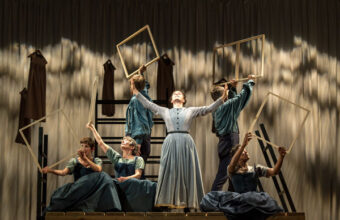 Jane-Eyre-81-Photography-Manuel-Harlan