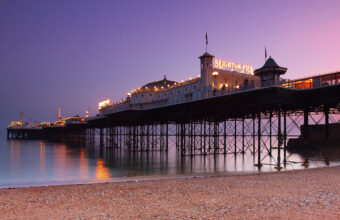 Brighton_Pier_at_dusk