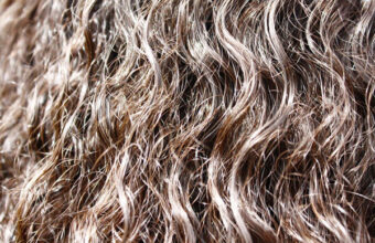 Women-Curly-Wavy-Hair