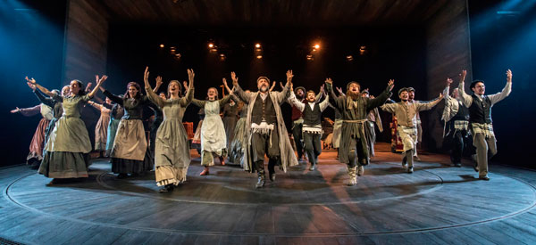 Omid-Djalili-(Tevye)-and-Company-in-Chichester-Festival-Theatre's-production-of-Fiddler-on-the-Roof