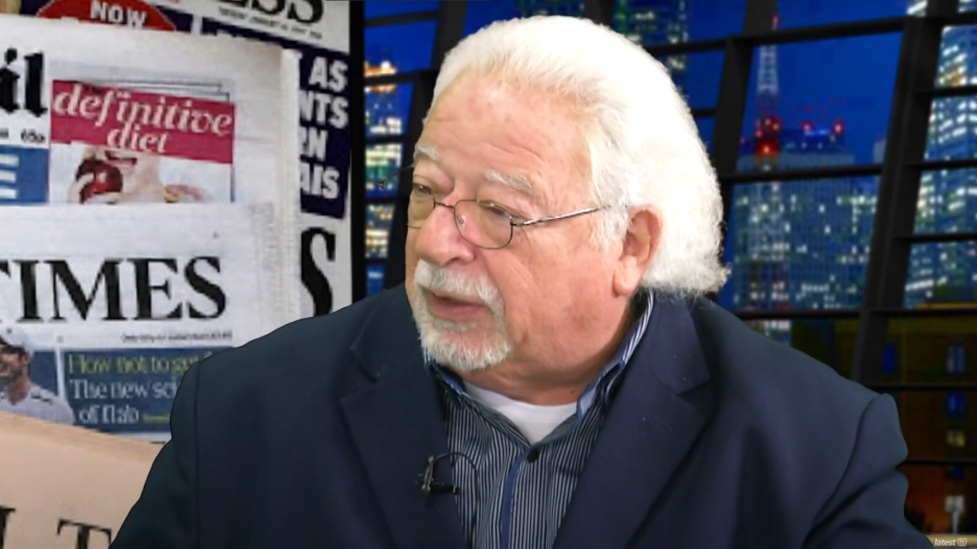 Mike Mendoza in TV studio